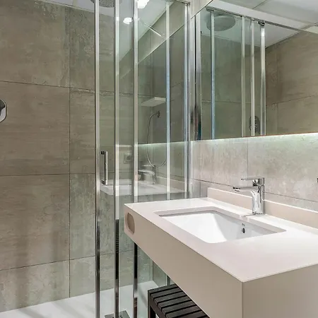 Enjoybcn Colon Apartment