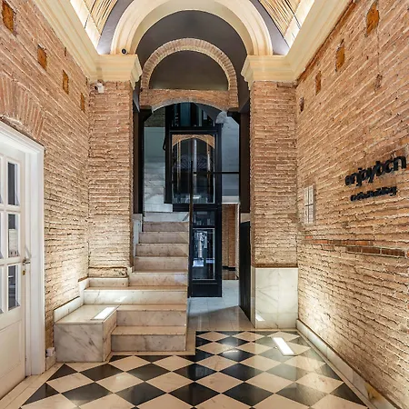 Enjoybcn Colon Apartment