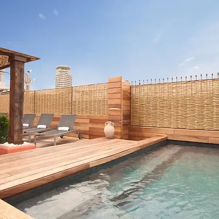 Enjoybcn Colon Apartment *