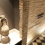 Enjoybcn Colon Apartment *